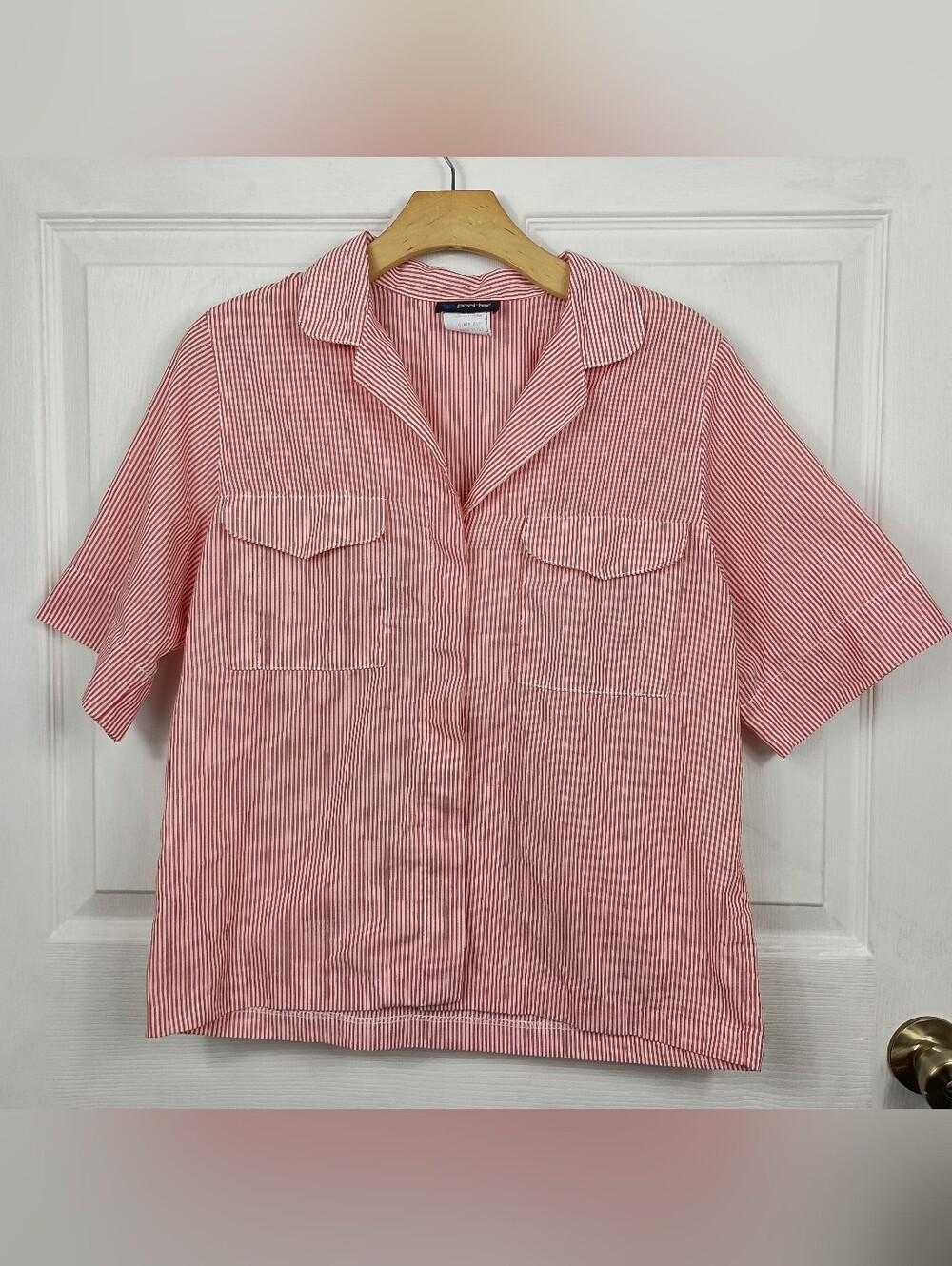 Vintage 80s Shirt Womens 8 Red Stripe Short Sleeve Hidden Buttons Flap Pockets